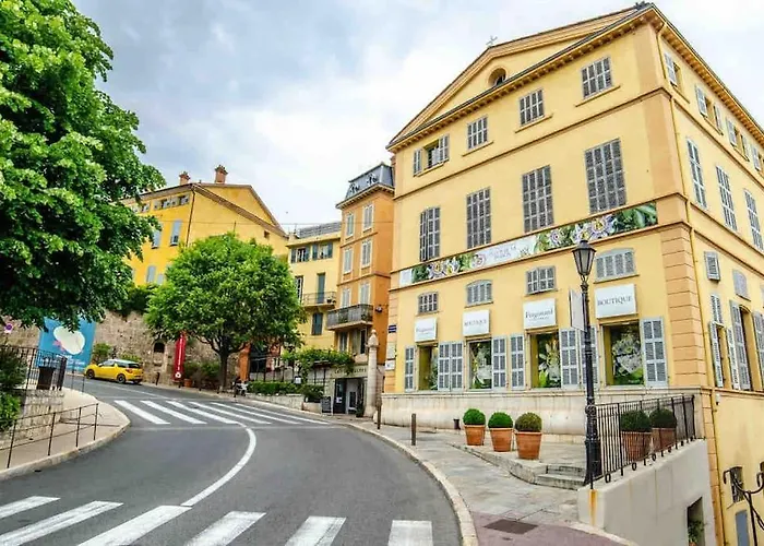 Joli Studio Au Coeur De Grasse - Parking Inclus